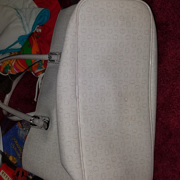 Guess Purse - Picture 2 of 4